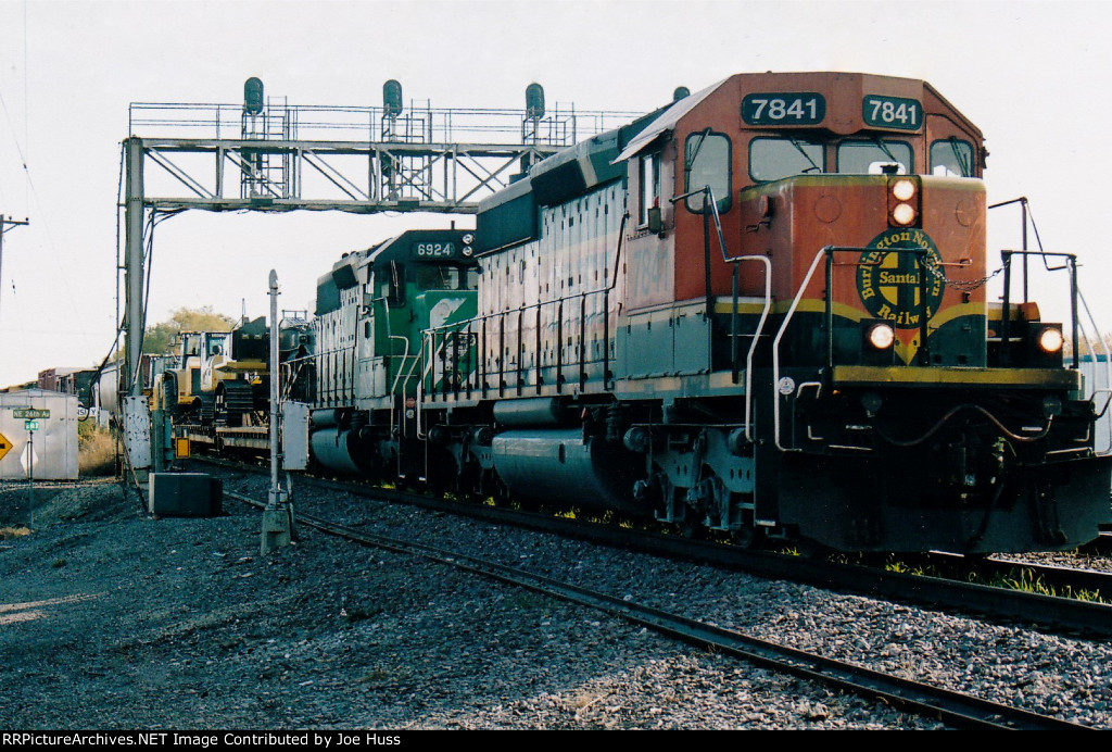 BNSF 7841 West